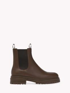 Casual-Gianvito Rossi CHESTER BROWN